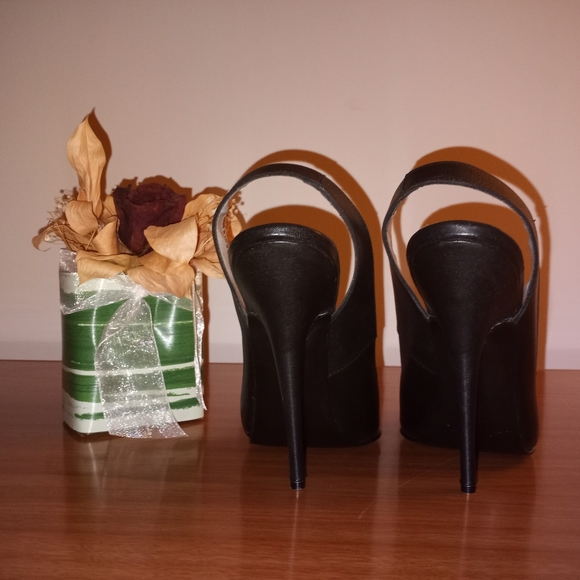 Vintage sling back heels - Picture 2 of 5